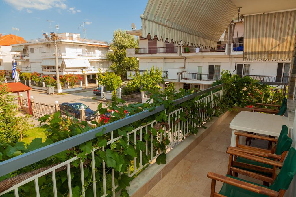 Artemis Apartments Paralia Dionisiou Værelse billede